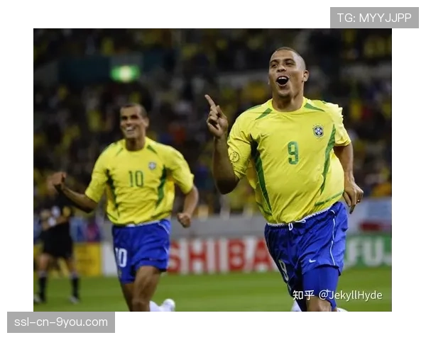 国际足联博物馆举办“足球与时尚”特展，展出马拉多纳、贝利经典战袍